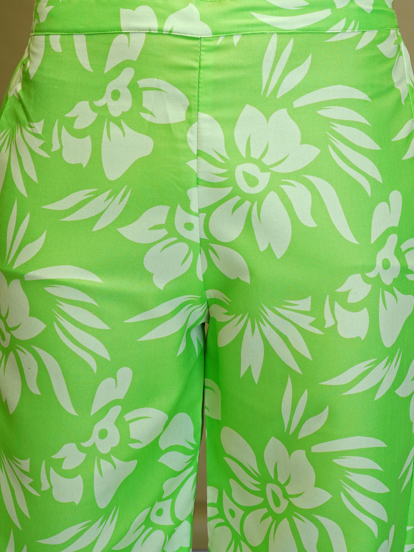 Green Floral Rayon Co-Ord Set β Stylish & Lightweight Summer Outfit