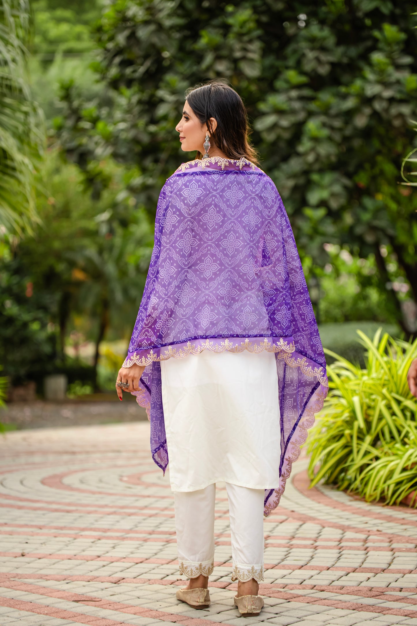 Off-White Embroidered Kurta Set with Dupatta – Traditional Indian Outfit for Women
