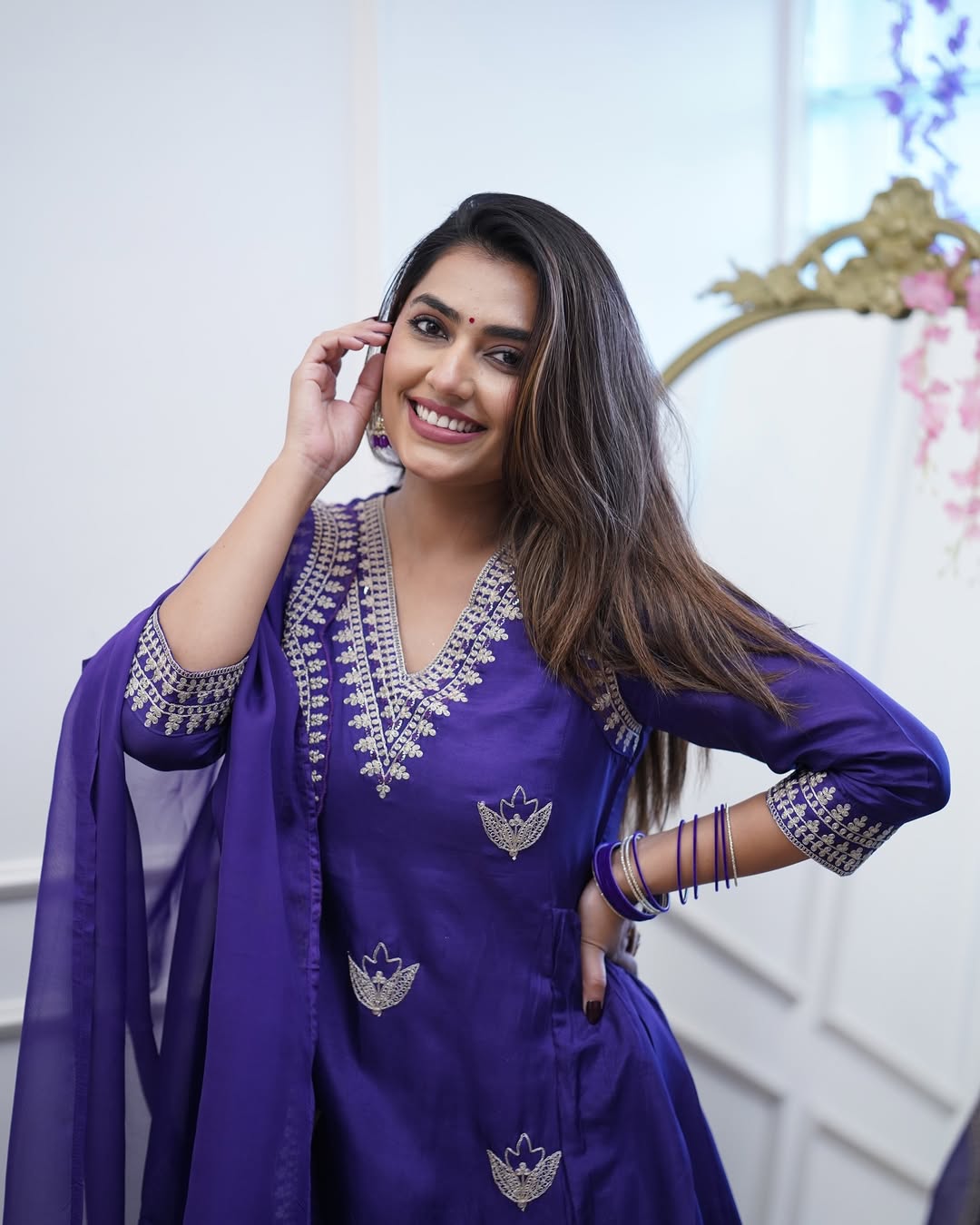 Elegant Blue-Purple Anarkali Kurta Set with Dupatta β Timeless Ethnic Charm