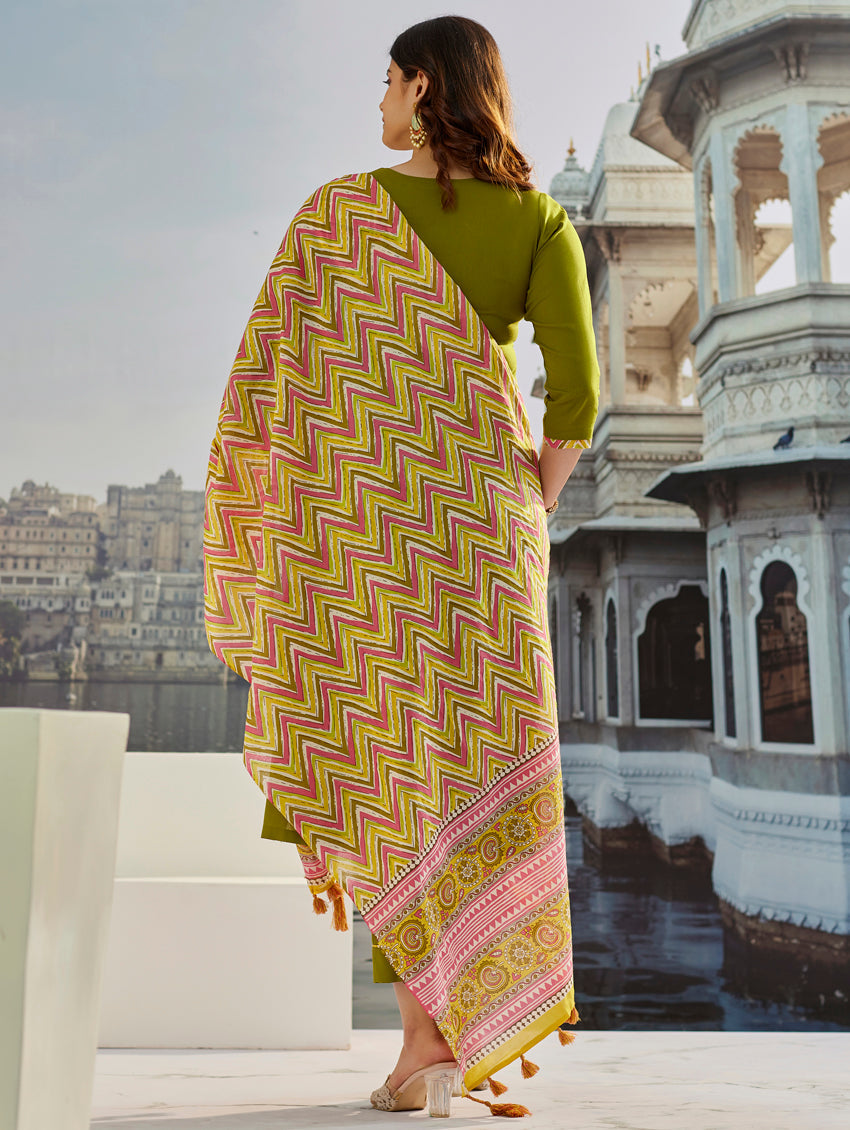 Elegant Mehendi Green Muslin Cotton Kurta Set with Dupatta