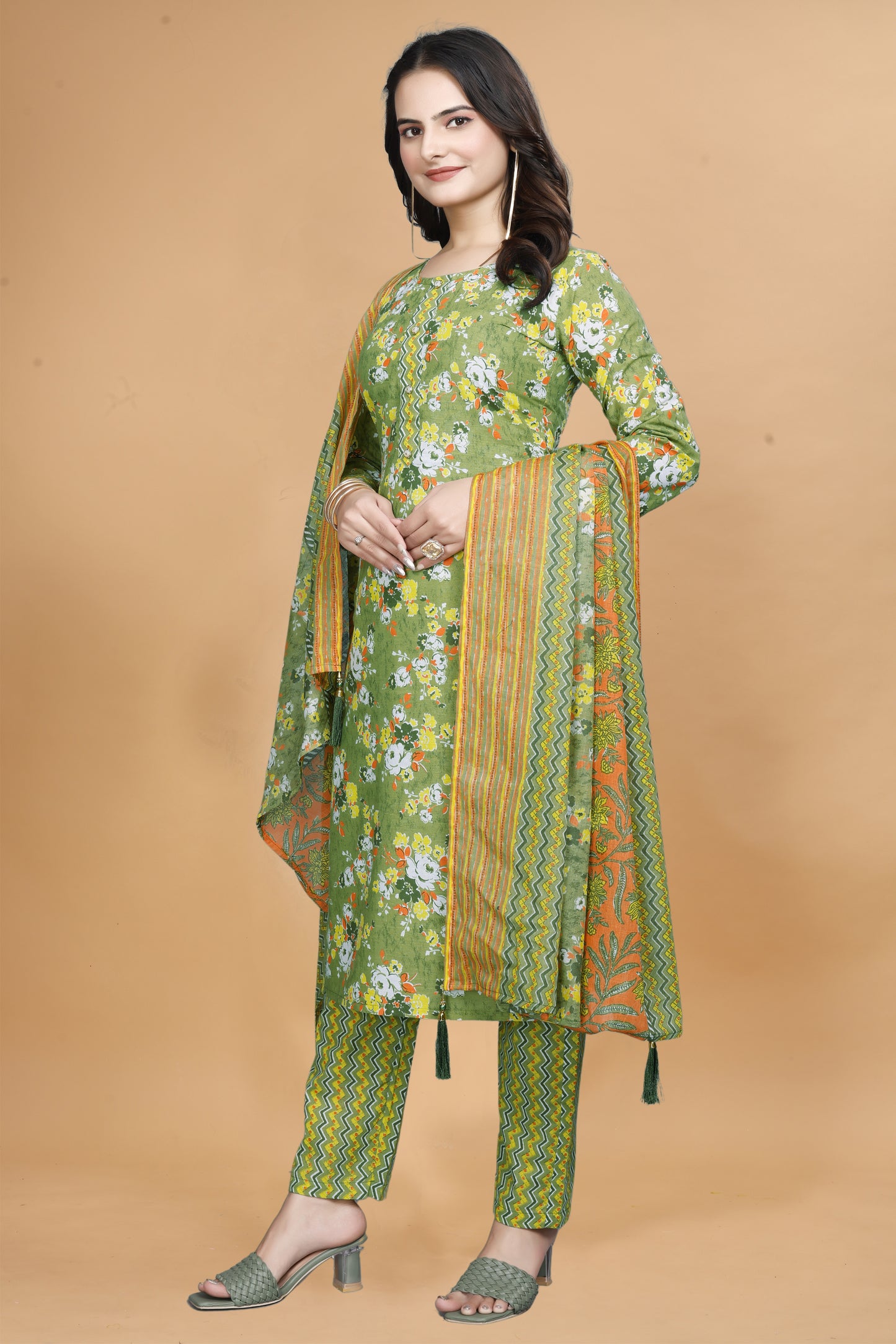 Green Cotton Kurta Pant Set with Floral Print & Dupatta