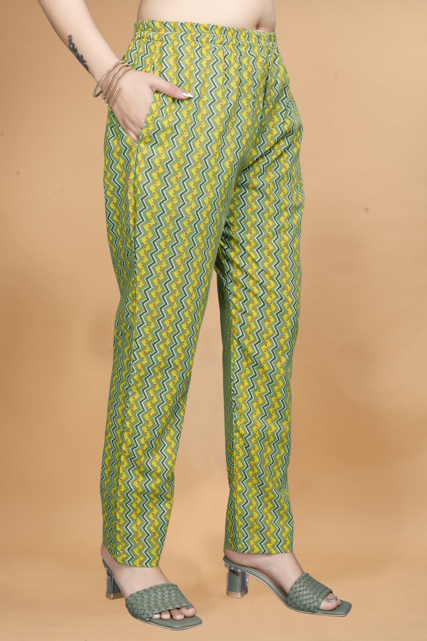 Green Cotton Kurta Pant Set with Floral Print & Dupatta