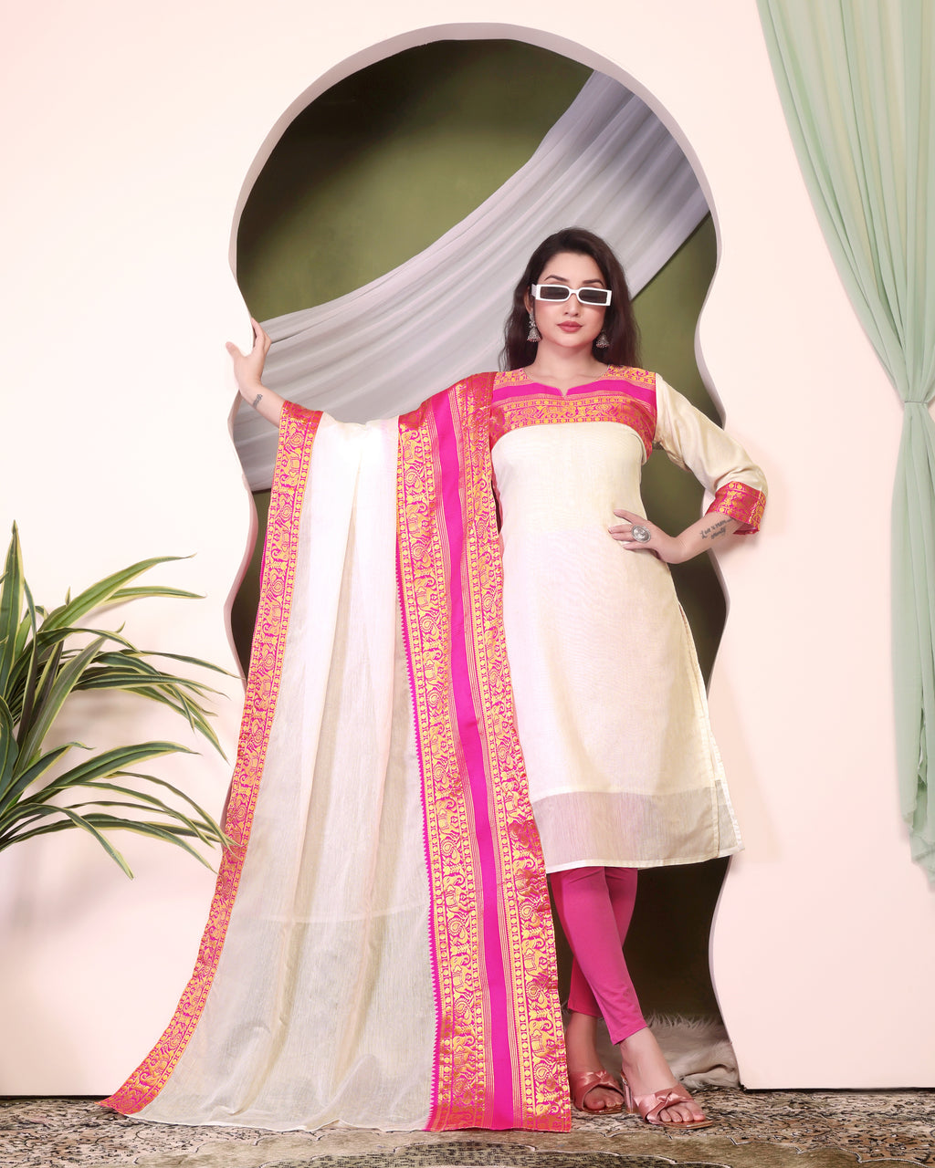 Royal Off-White Kurti Set with Rani Pink Zari Dupatta