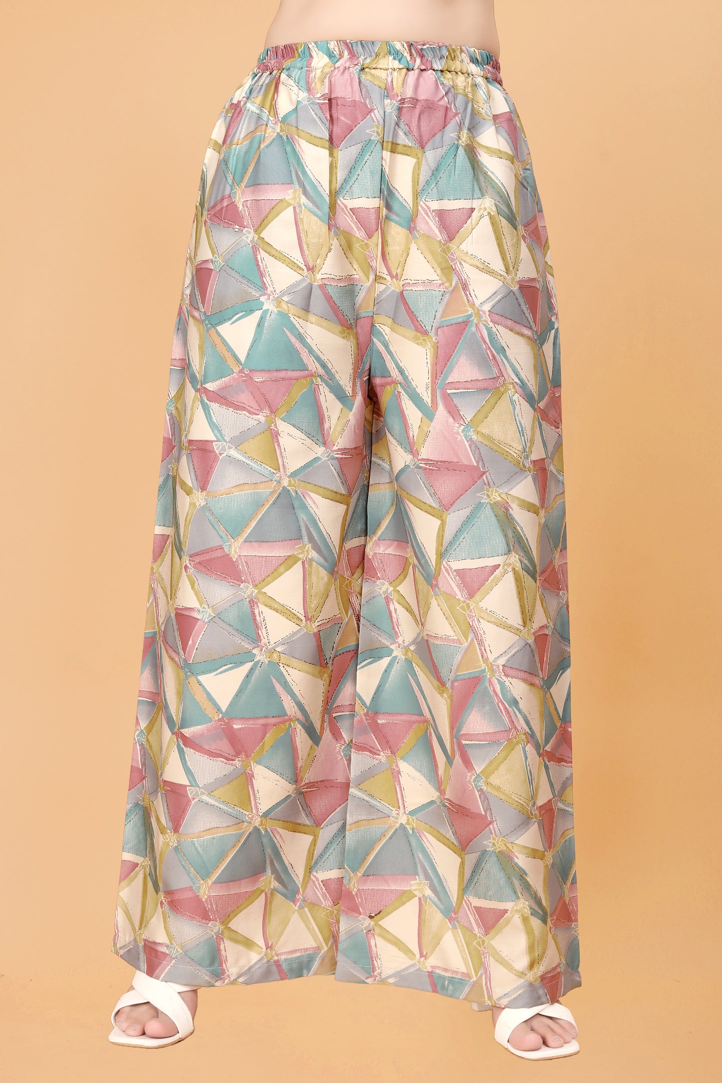 Pink Geometric Print Kurta Palazzo Set in Rayon – Vibrant & Stylish