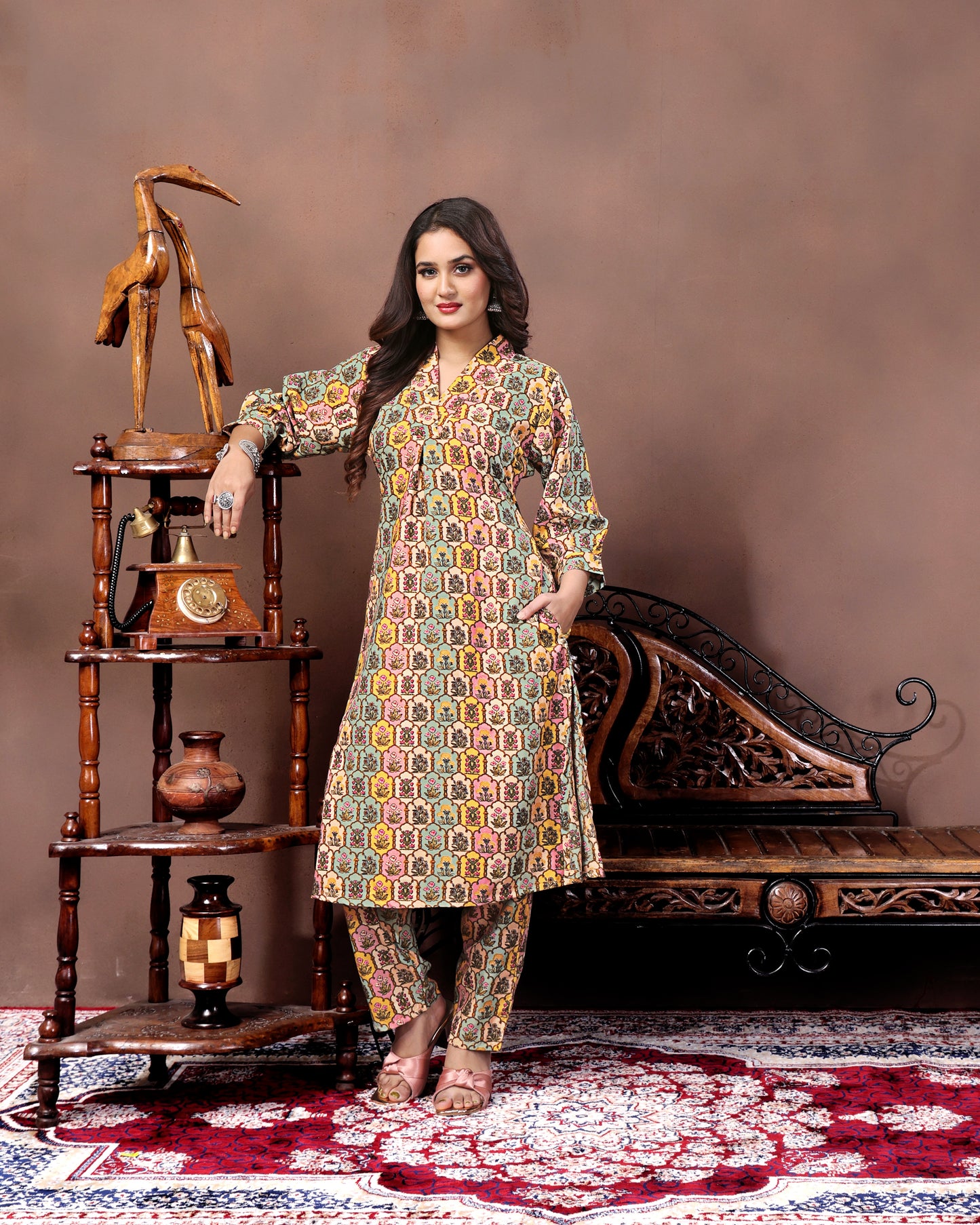 Multicolor Floral Print Kurta Pant Set in Rayon Fabric – Elegant & Comfortable