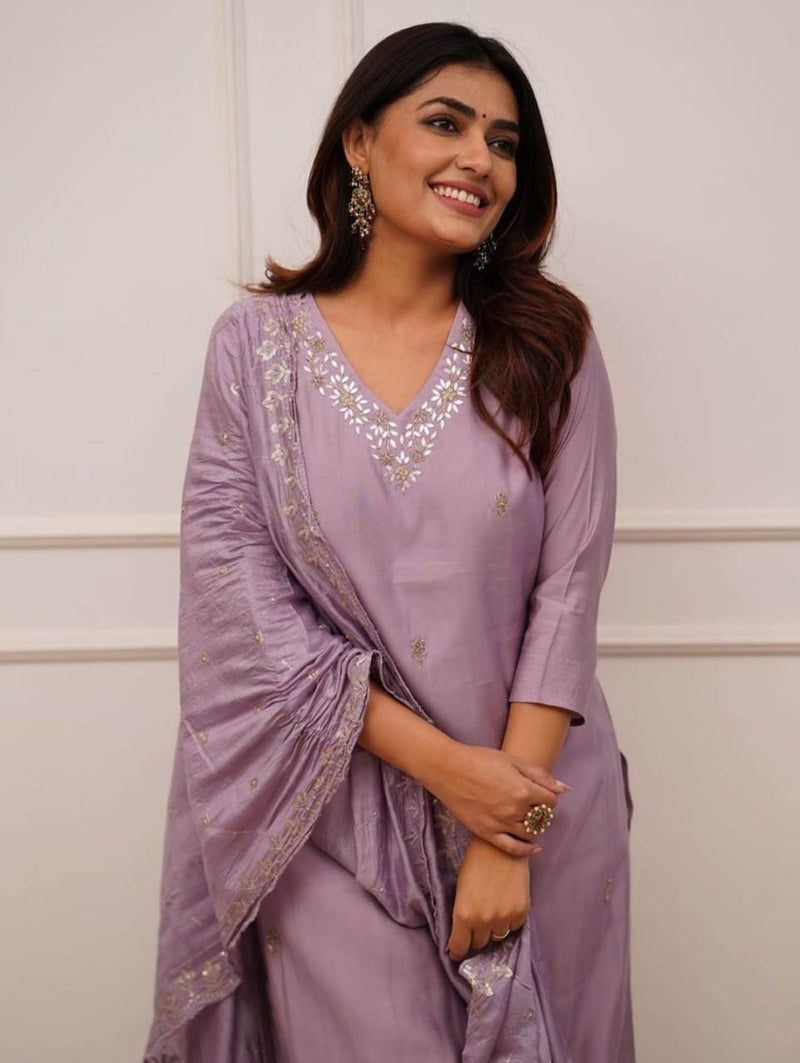 Lavender Embroidered Reyon Slub Suit Set with Chanderi Dupatta