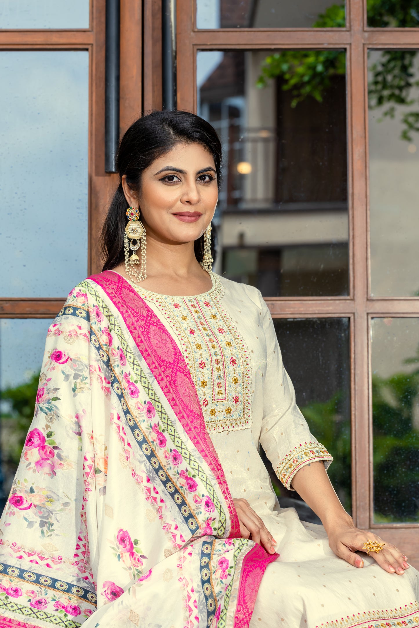 Elegant Cream Embroidery Kurta Pant Set