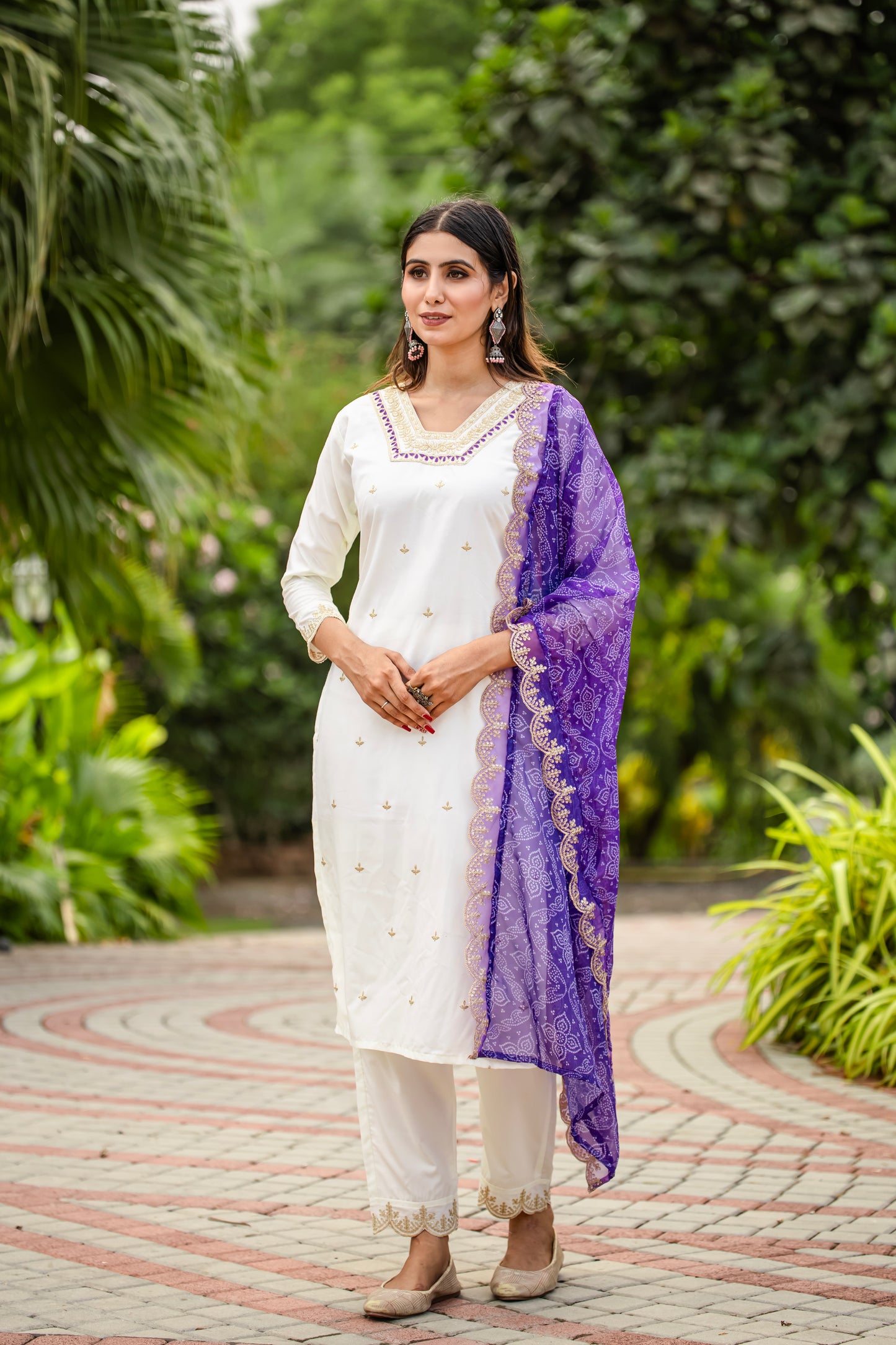 Off-White Embroidered Kurta Set with Dupatta – Traditional Indian Outfit for Women