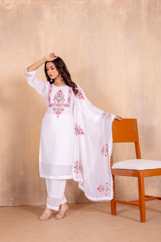 Stylish White Embroidered Kurta Set with Dupatta – Floral Design for Elegant Look