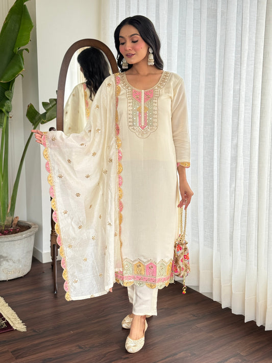 Off-White Ethnic Kurta Set with Dupatta – Embroidered Party Wear for Women