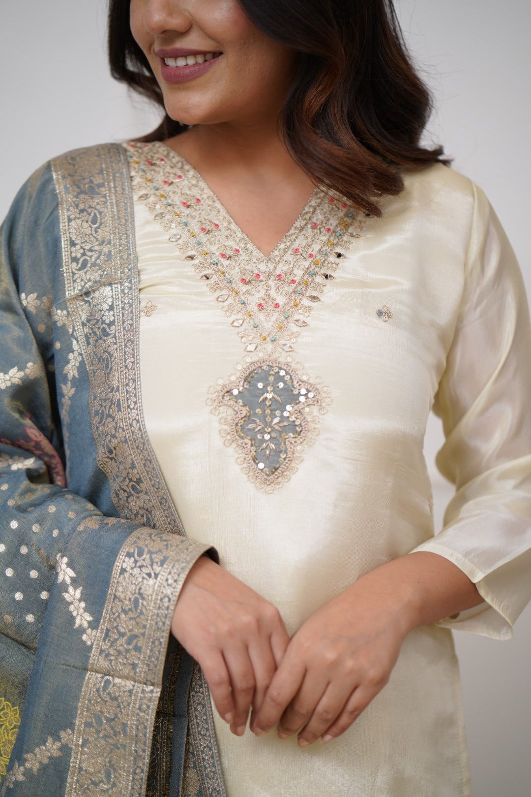 Women's Off-White Chanderi Kurta Set – Viscose Fabric, Sequins Embroidery, with Dupatta
