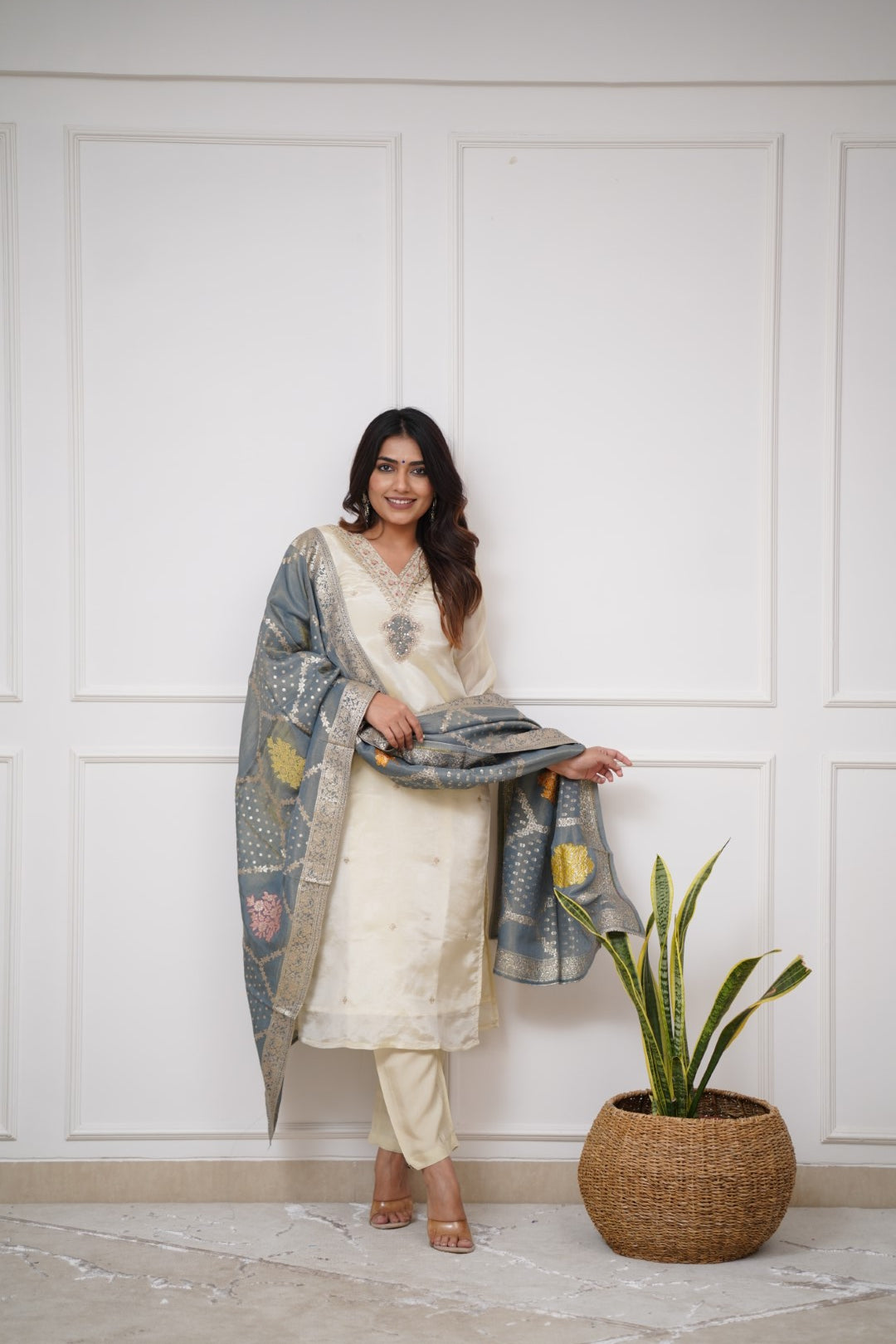Women's Off-White Chanderi Kurta Set – Viscose Fabric, Sequins Embroidery, with Dupatta