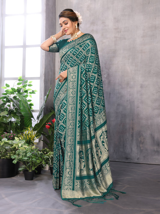 Misco Gaji Dandiya Pallu Rama Green Bandhej Bandhani Saree