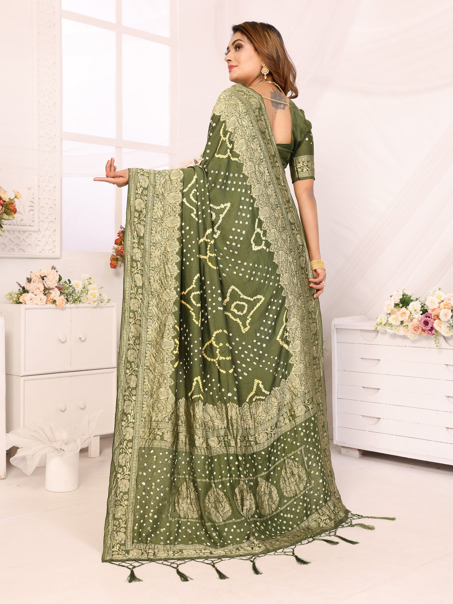 Mehendi Green Bandhej Bandhani Misco Gaji Bandhani Saree