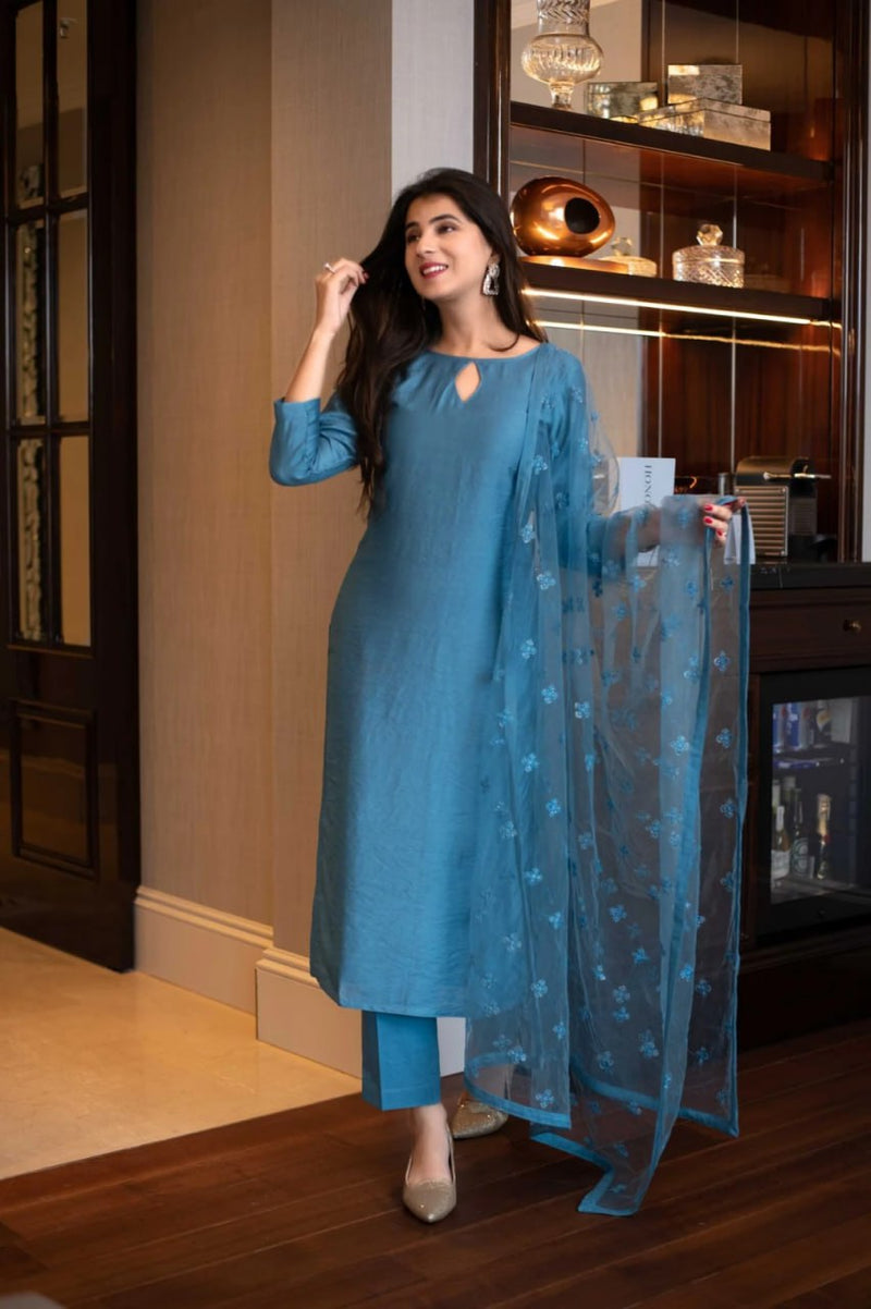 Chinon Kurta Set with Embroidered Organza Dupatta