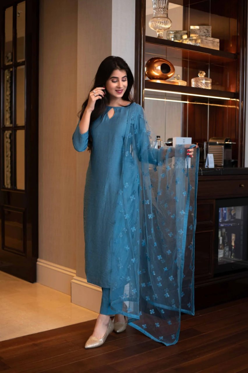 Chinon Kurta Set with Embroidered Organza Dupatta