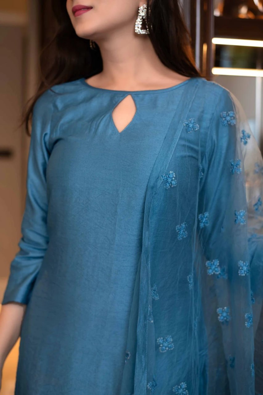 Chinon Kurta Set with Embroidered Organza Dupatta