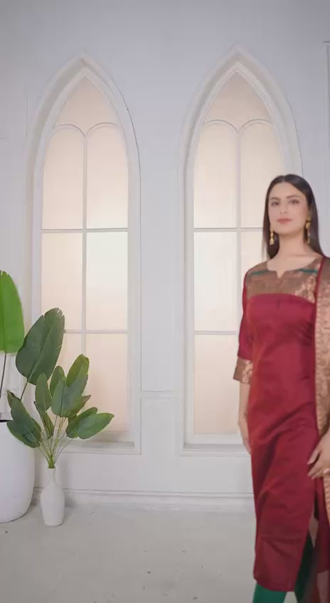 Maroon Kanchi Cotton Kurti with Green Zari Dupatta