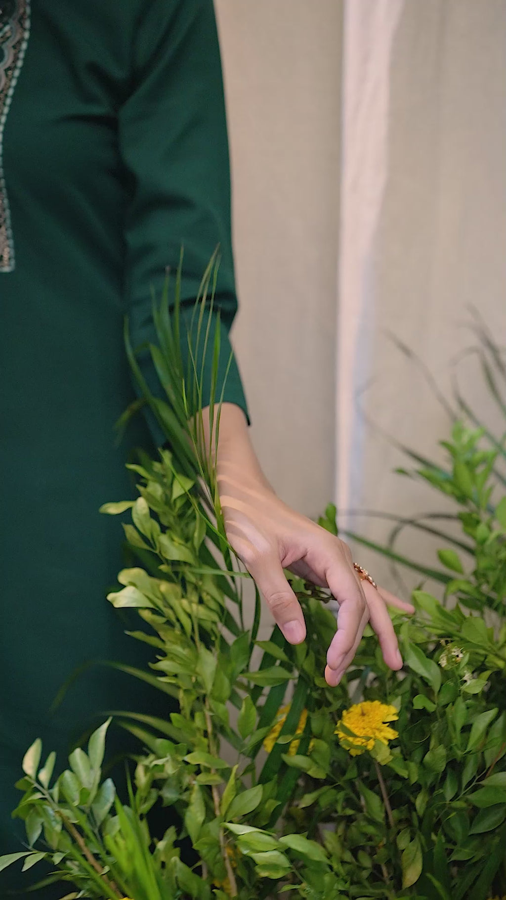 Green Stylish Cotton Mirror Work Kurta for Women Daily Wear Ethnic Outfit